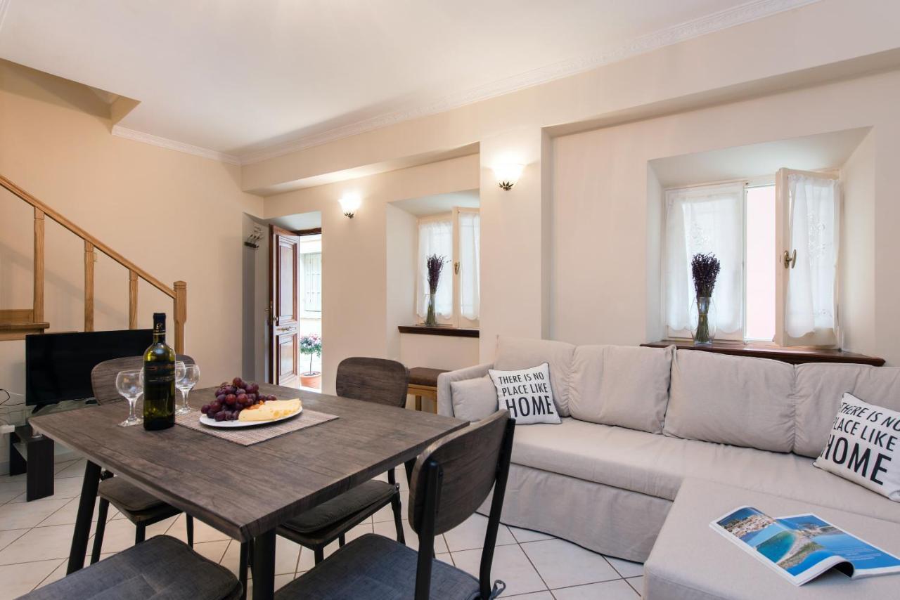 شقة Corfu   في Jen House المظهر الخارجي الصورة